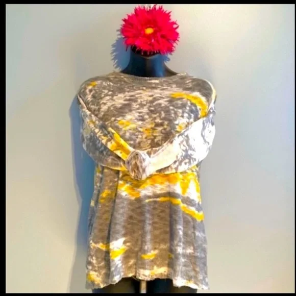 YEST sweater - Picture 3 of 10